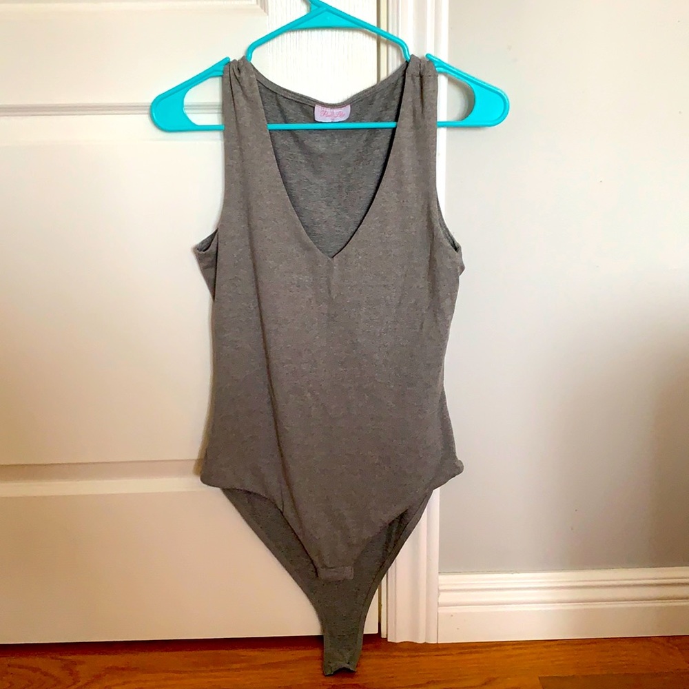 Gray vneck bodysuit